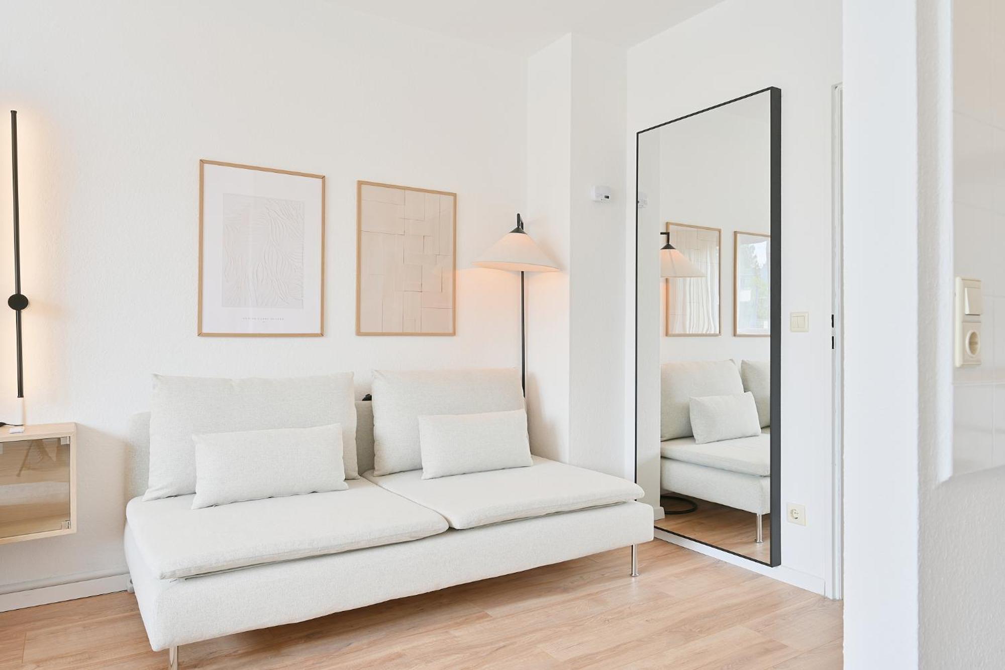Beautiful And Stylish 1-Bedroom With Kitchen And King Size Bed Wuppertal Exterior photo